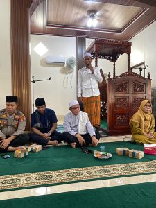 Kapolsek Sekongkang Hadiri Tabligh Akbar dan Program Tuntas Baca Al-Qur’an