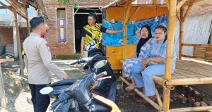 Bhabinkamtibmas Beru Laksanakan Sosialisasi Harkamtibmas, Imbau Warga Waspada Cuaca Ekstrem