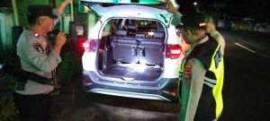 Polsek Jereweh Intensifkan Pemeriksaan Kendaraan, Antisipasi Upaya Cegah Kejahatan 3C