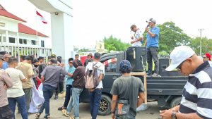 LSM Desak Kejari KSB Segera Tetapkan Tersangka Kasus Pokir Combine LSM Desak Kejari KSB Segera Tetapkan Tersangka Kasus Pokir Combine