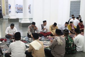 Kapolres Sumbawa Barat Hadiri Safari Ramadhan Forkopimda di Desa Senayan, Perkuat sinergi jaga Kamtibmas