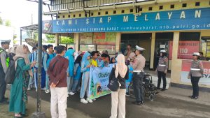 Kenal Lebih Dekat Tugas Kepolisian, Siswa SLBN 1 Sumbawa Barat Berkunjung Kenal Lebih Dekat Tugas Kepolisian, Siswa SLBN 1 Sumbawa Barat Berkunjung