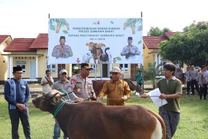 Polres Sumbawa Barat Distribusikan Hewan Kurban untuk Masyarakat pada Idul Adha 1447 H