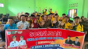 Kesbangpol KSB Perkuat Pencegahan Narkoba, Puluhan Siswa SMAN 1 Brang Rea Ikuti Sosialisasi BERSINAR