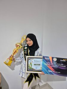 Putri Khusnul Khotimah, Siswi MAN 1 Sumbawa Barat Raih Runner Up 1 Duta SDGs NTB 2026